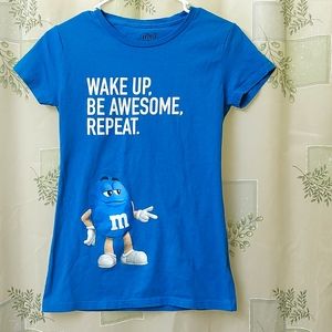 Blue M&M's short sleeve t-shirt